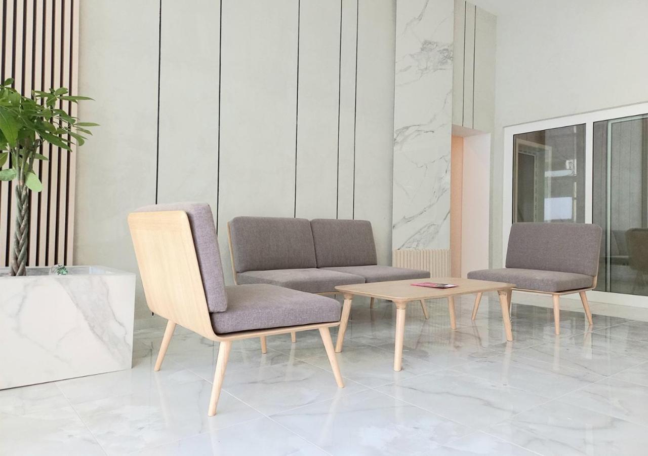 Oak Sky Apartment Spa & Fitness Skopje Exteriör bild